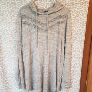 Torrid lace hacci hoodie size 2  XXL NWT